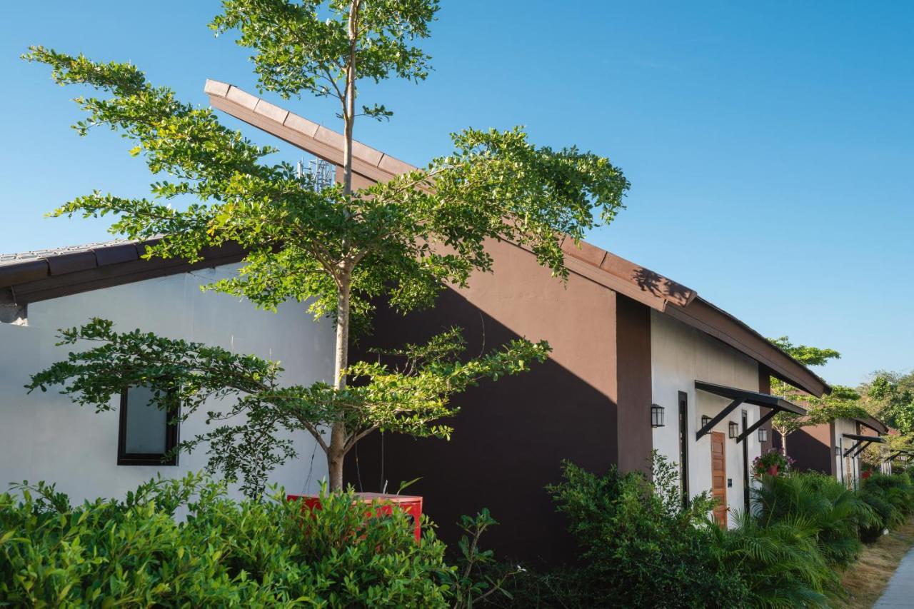 Thames Tara Private Pool Villa Rawai Phuket - Sha Extra Plus Eksteriør bilde
