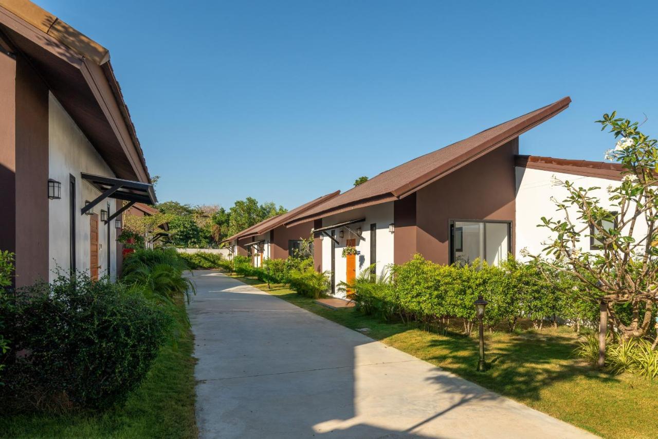 Thames Tara Private Pool Villa Rawai Phuket - Sha Extra Plus Eksteriør bilde